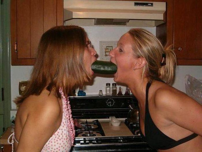 Странные фотографии девушек