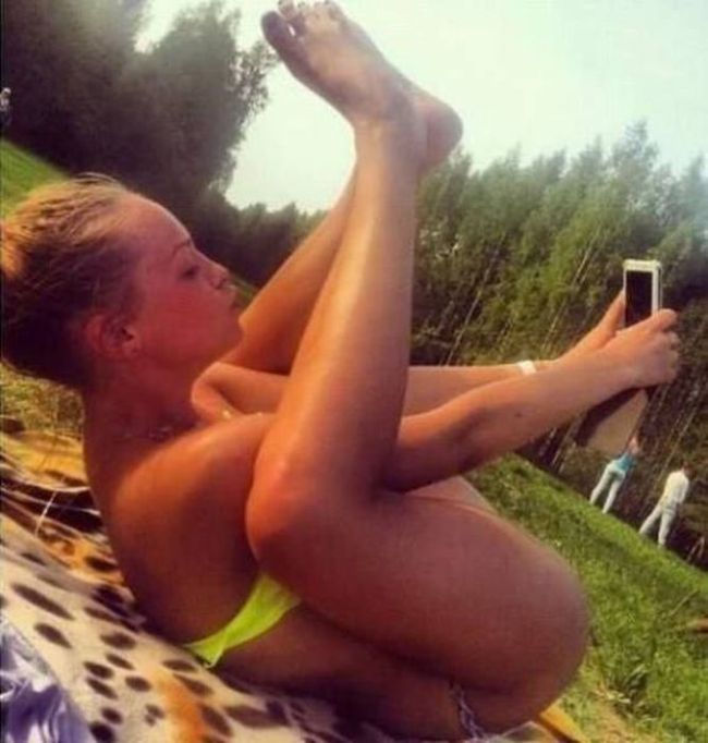 Странные фотографии девушек