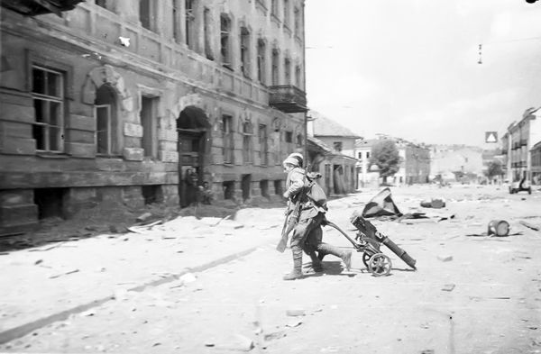 История пулеметчика (21 фото) История пулеметчика (21 фото)