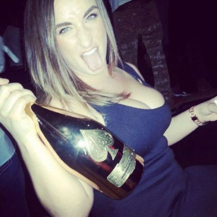 Девушки с большой грудью