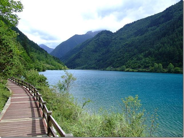 Цзючжайгоу. Ущелье девяти селений