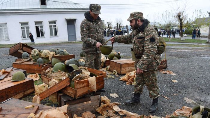 В Нагорном Карабахе возобновились боевые действия