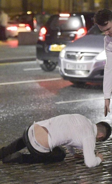 Британская молодежь в первомайские выходные
