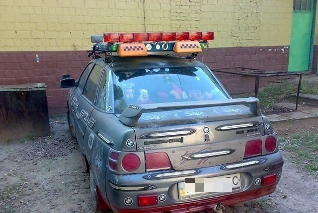 Нелепый автотюнинг