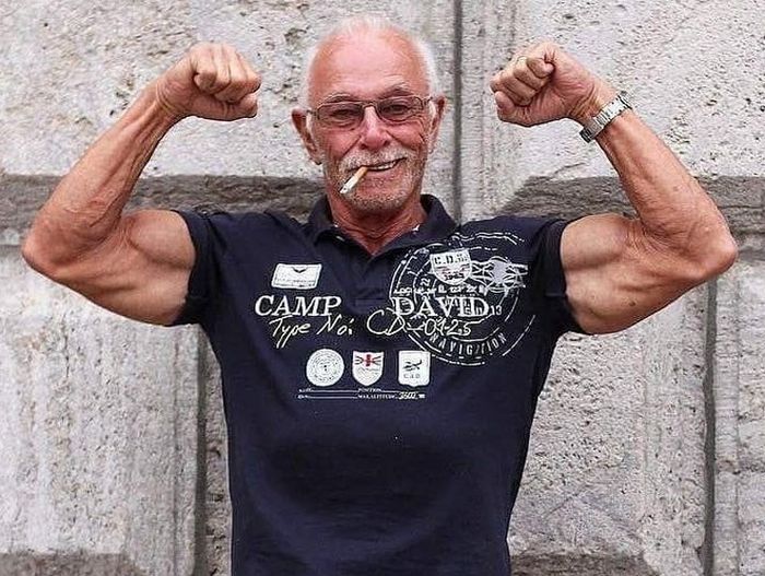 Хайнц Вернер Бонгард - 74-летний бодибилдер из Германии