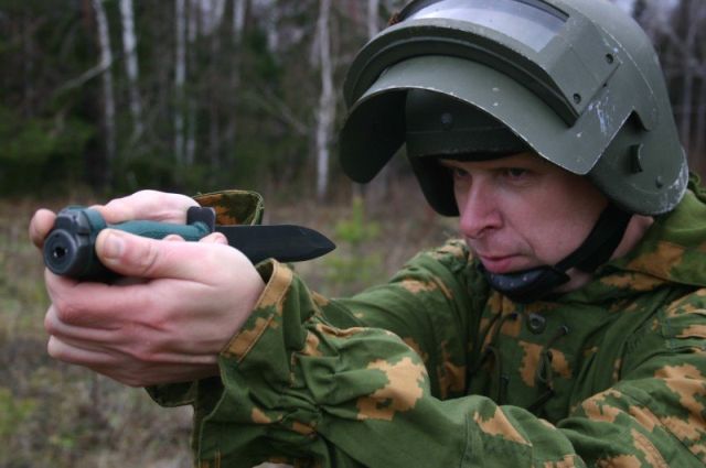 Нож разведчика стреляющий
