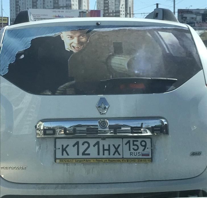 25 неожиданных фотографий, глядя на которые не сразу поймёшь, что вообще происходит
