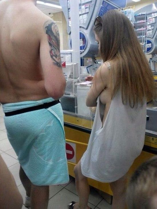 Странная парочка в магазине