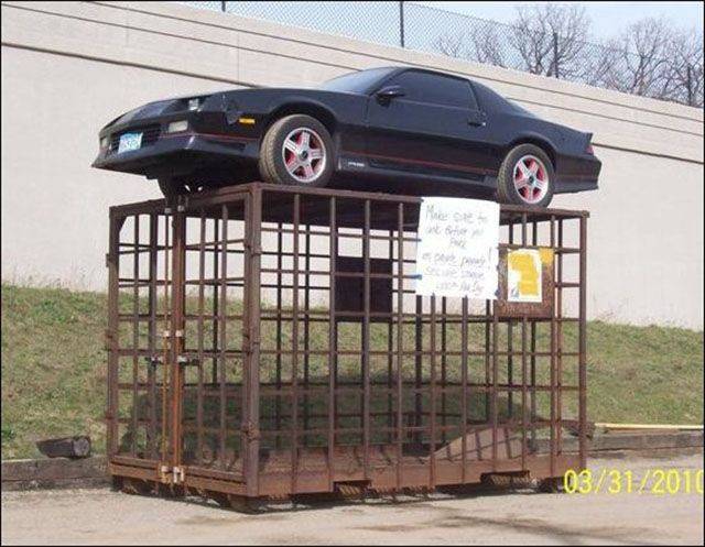 Месть автовладельцам, нарушающим ПДД