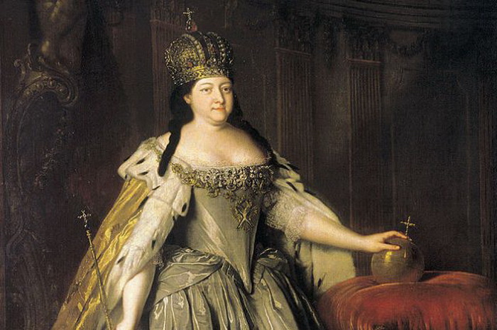 Баловница судьбы: от нищей 17-летней вдовы-герцогини до российской императрицы Баловница судьбы: от нищей 17-летней вдовы-герцогини до российской императрицы
