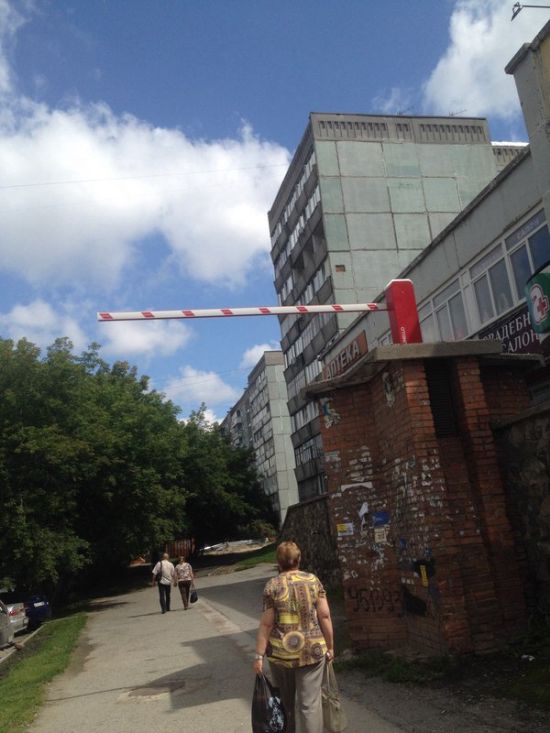 Шлагбаум в Новосибирске