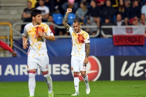 Примеры курьезных фэшн-неудач дизайнеров одежды