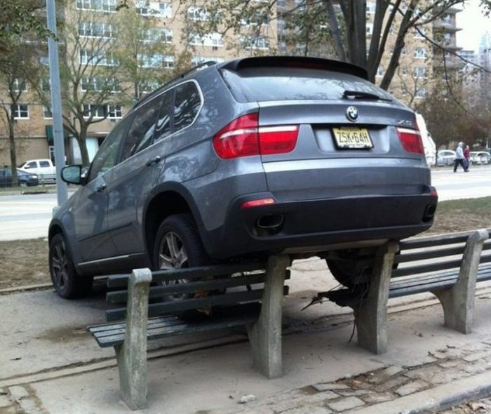 Автохамы паркуют свои автомобили