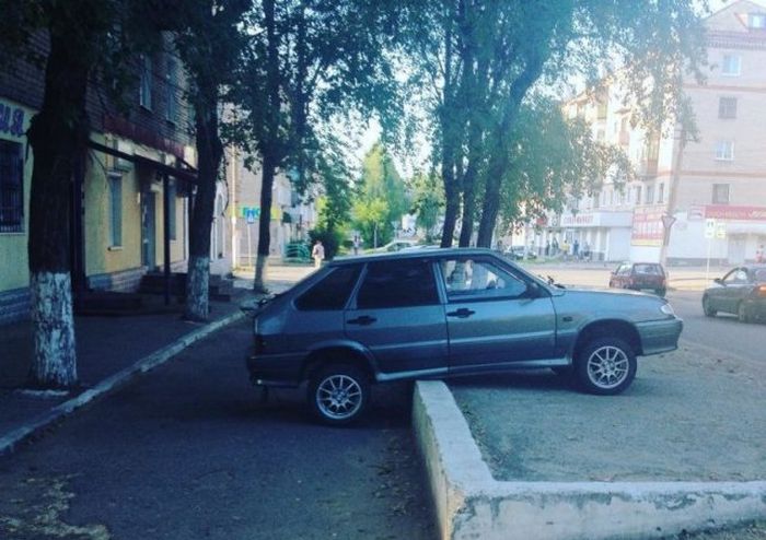 Автохамы паркуют свои автомобили