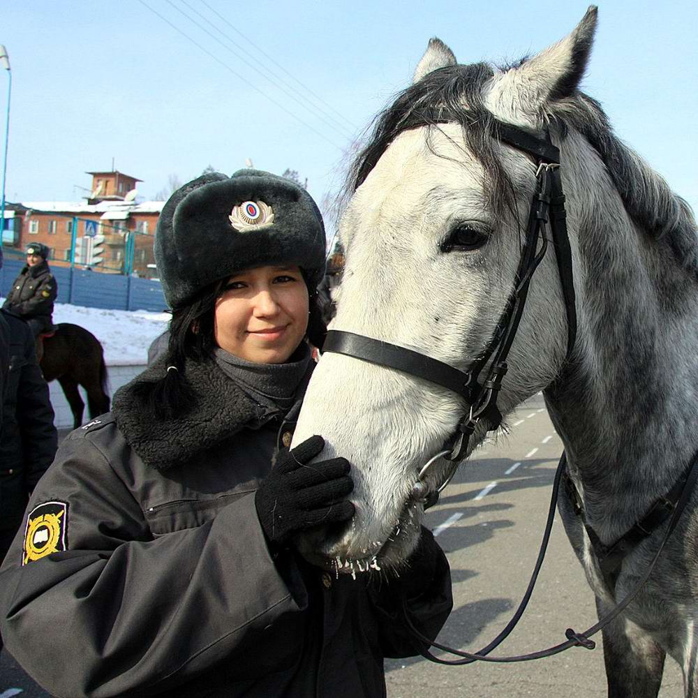 Девушки в полиции России