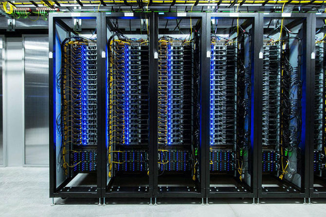 Экскурсия в центр обработки данных Facebook возле полярного круга Экскурсия в центр обработки данных Facebook возле полярного круга
