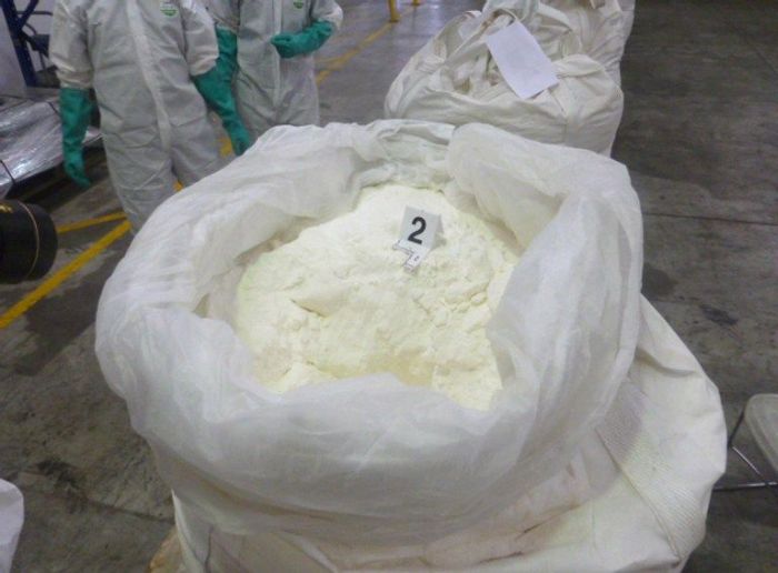 585 кг метамфетамина вместо чистящих средств (7 фото)