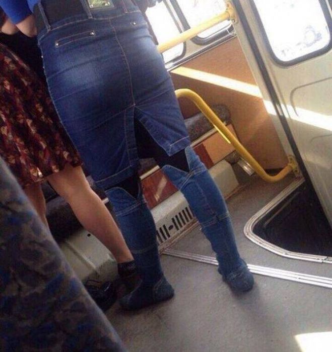 Скажите, что здесь происходит?