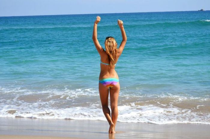 Девушки в бикини