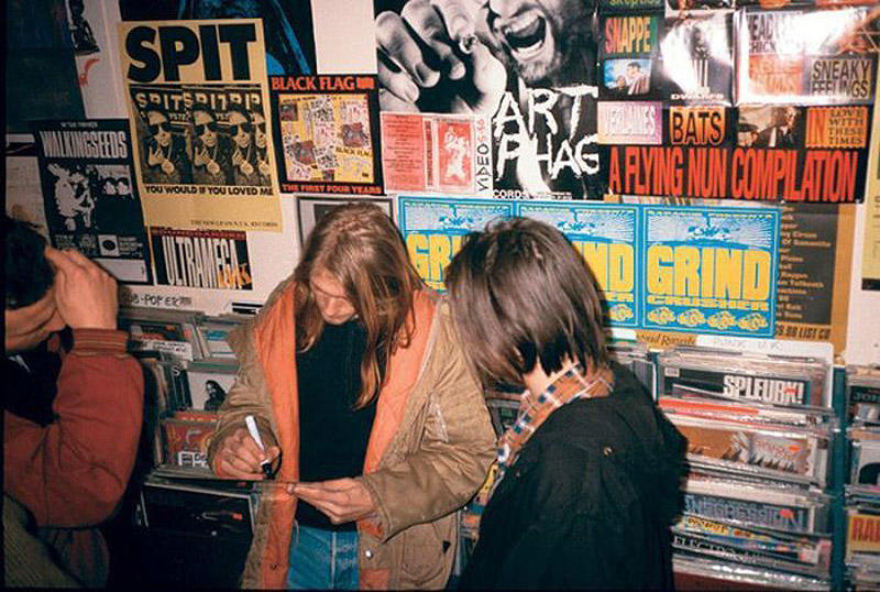 Становление группы Nirvana в ранее не публиковавшихся фотографиях