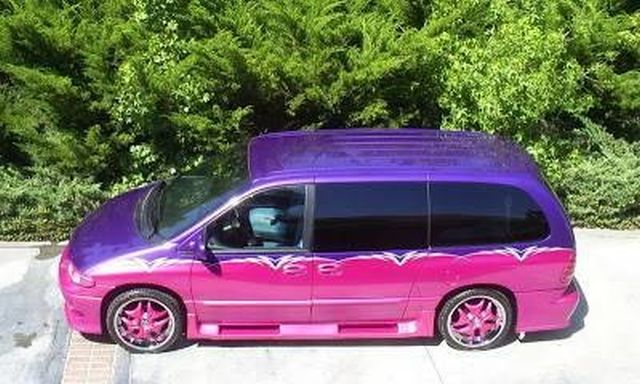 В США продается минивэн Dodge Grand Caravan из передачи «Тачку на прокачку»