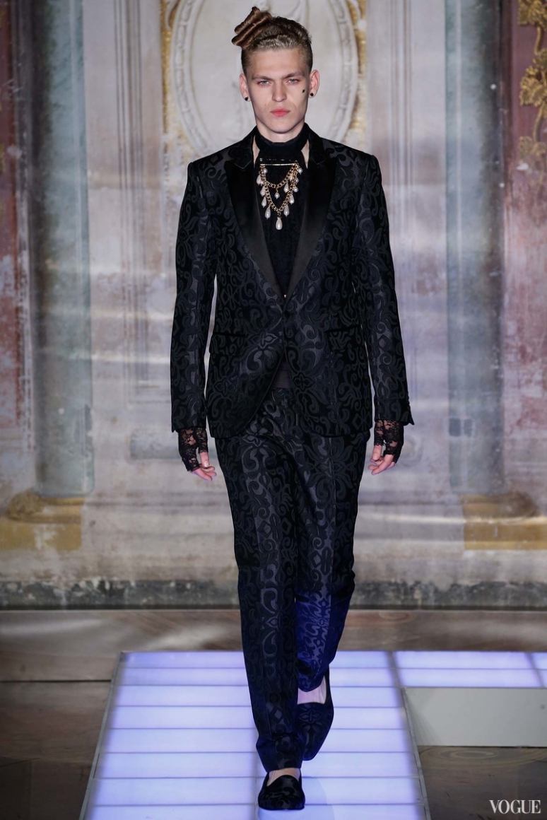 Новая мужская коллекция Moschino весна-лето 2016