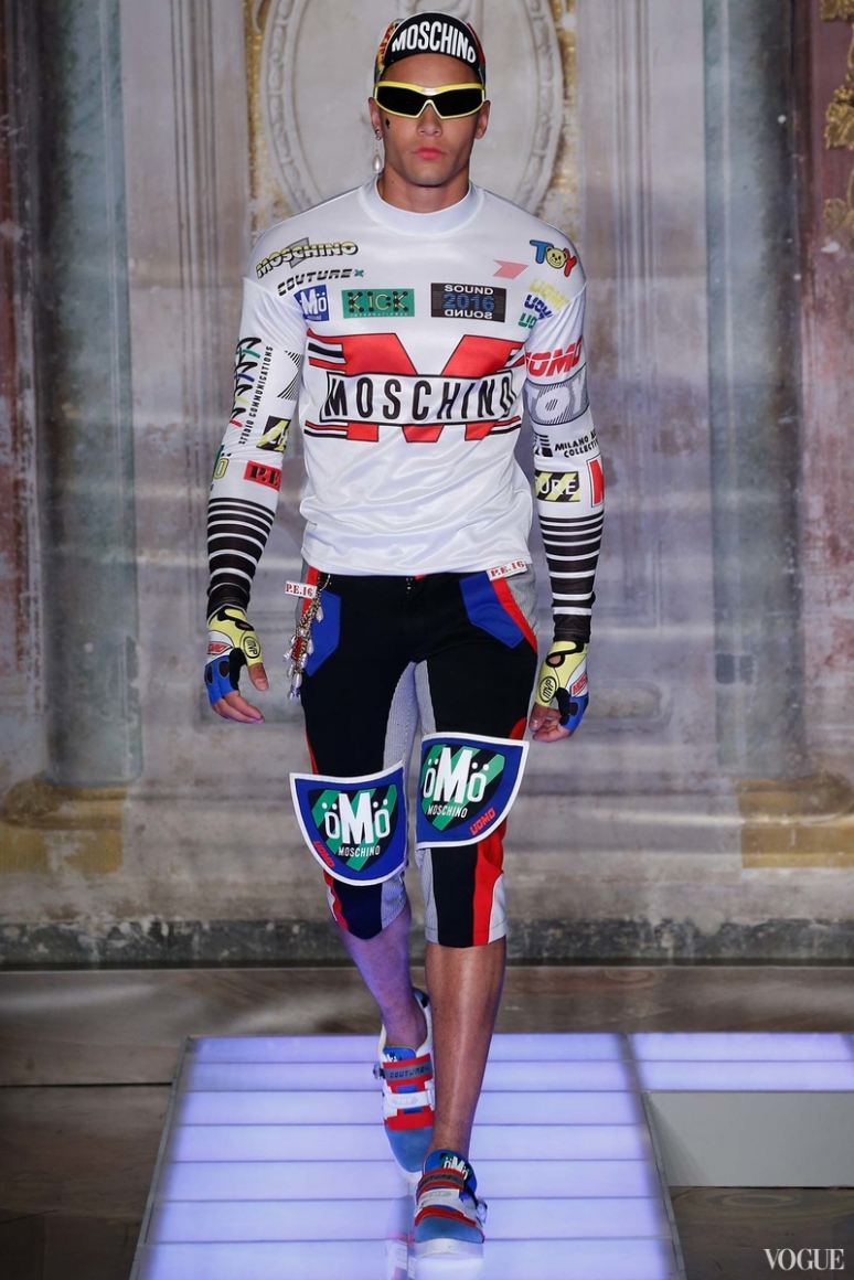 Новая мужская коллекция Moschino весна-лето 2016