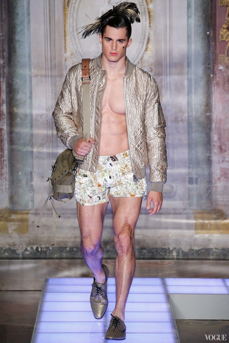 Новая мужская коллекция Moschino весна-лето 2016