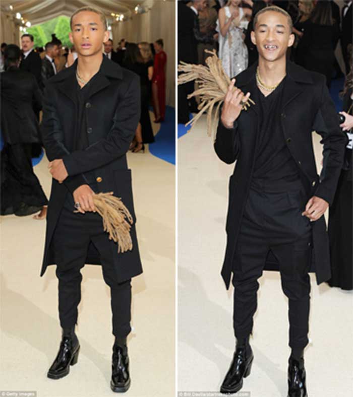 Самые скандальные наряды Met Gala 2017