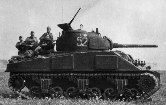 Интервью советского танкиста, воевавшего на танках союзников Интервью советского танкиста, воевавшего на танках союзников