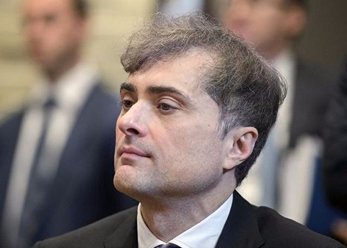 «Изможденное» фото помощника президента России Владислава Суркова