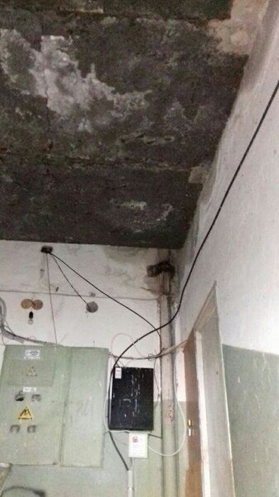 Обвал лестничного проема в пятиэтажке