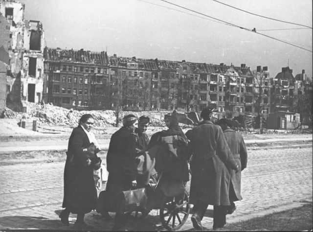 Война глазами советского фотографа Валерия Фаминского