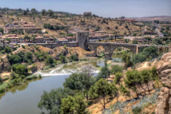 Путешествие по миниатюрным мирам