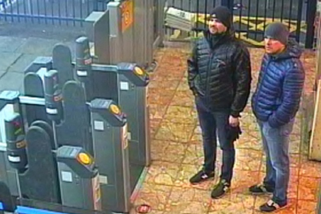 Великобритания официально назвала подозреваемых в отравлении Скрипалей