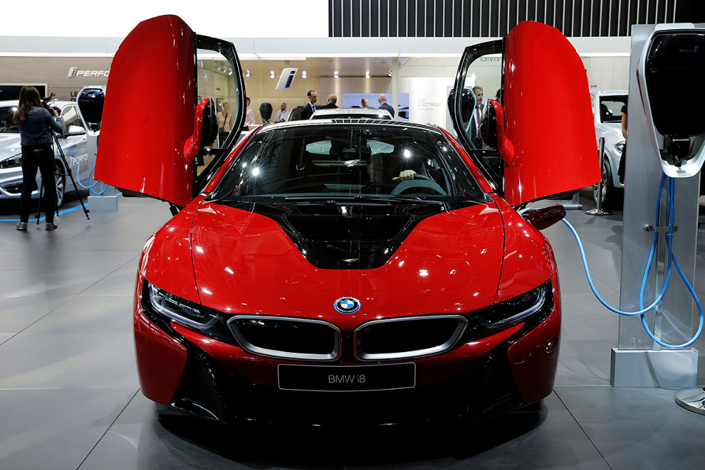 Парижский автосалон 2016