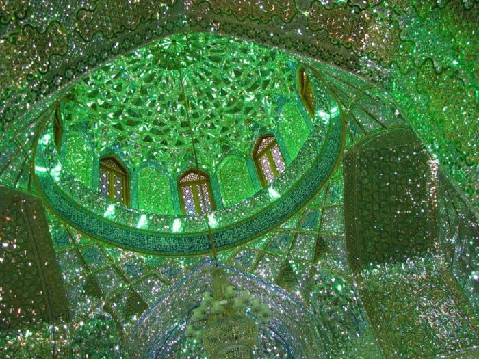 Мавзолей Шах-Черах - зеркальная мечеть в Иране