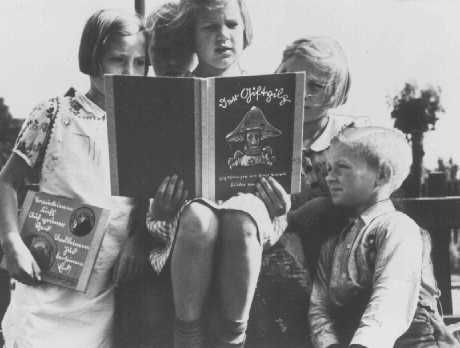 Детские книги нацисткой Германии