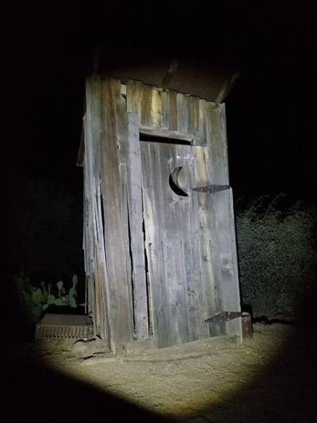 Туалет - самое важное место в любом доме