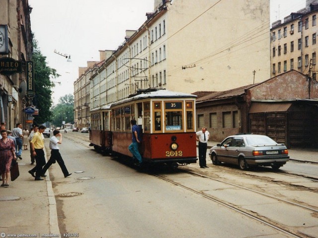 Петербург в 1990-е годы