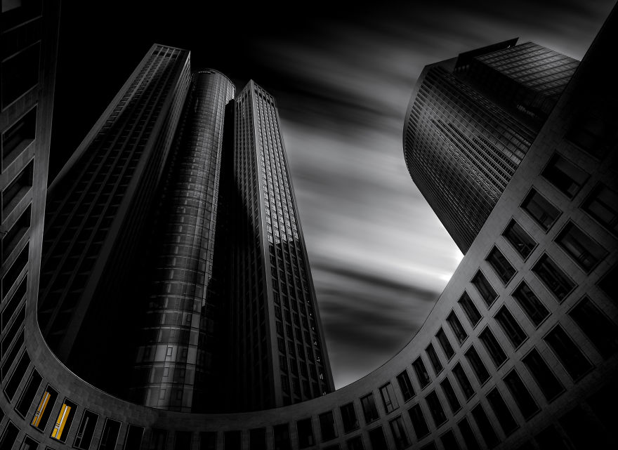 Фотограф колесит по миру в поисках красивой архитектуры