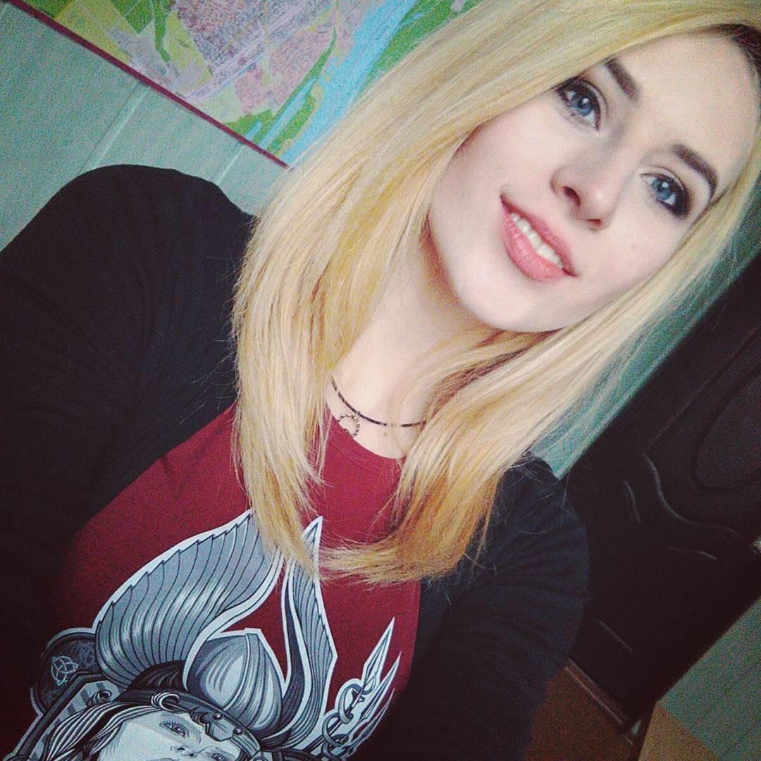 Правые девчонки