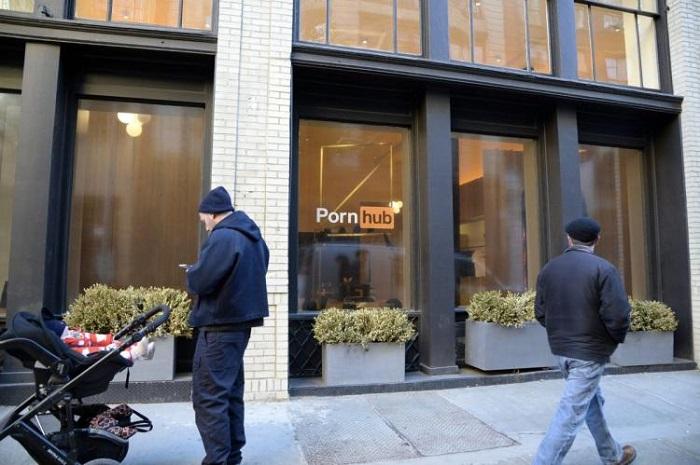 В США открылся первый бутик Pornhub