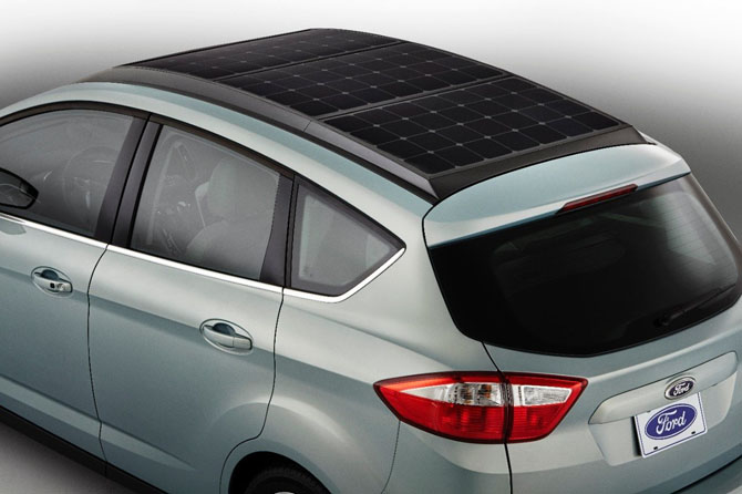 Новый гибрид Ford C-MAX с солнечными батареями
