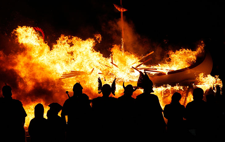 Праздник огня Апхеллио 2013