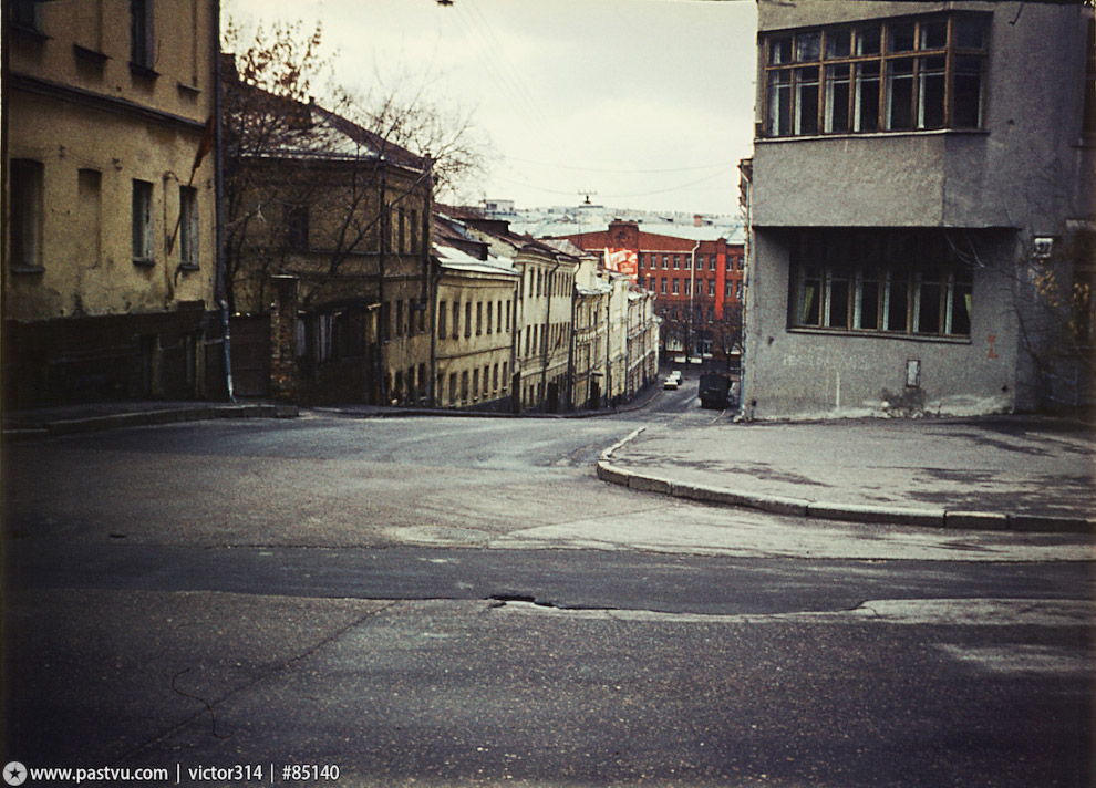 Прогулка по Москве 1985 года Прогулка по Москве 1985 года
