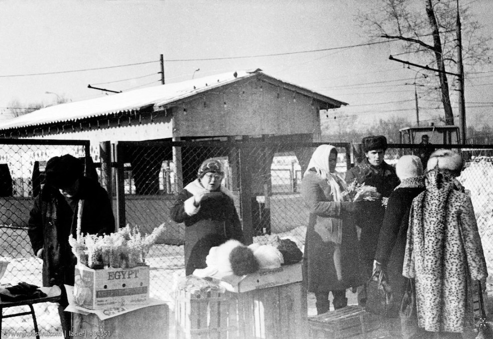 Прогулка по Москве 1985 года Прогулка по Москве 1985 года