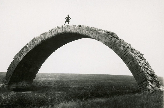Исторические фотографии, разрушающие стереотипы о размерах привычных вещей Исторические фотографии, разрушающие стереотипы о размерах привычных вещей