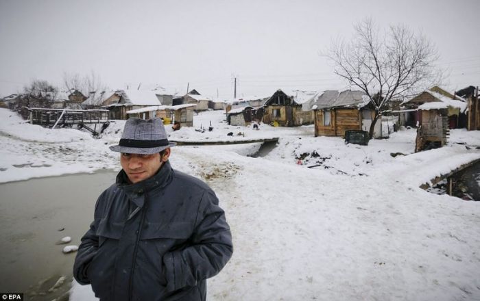 Как живут цыгане в румынском гетто