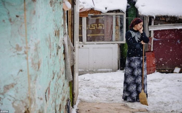 Как живут цыгане в румынском гетто